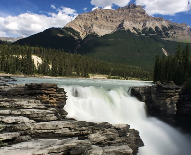 Abathasca_Falls_Alberta